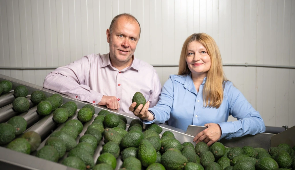 Vyzráli na zrání. Česká firma pěstuje exotické ovoce za Prahou