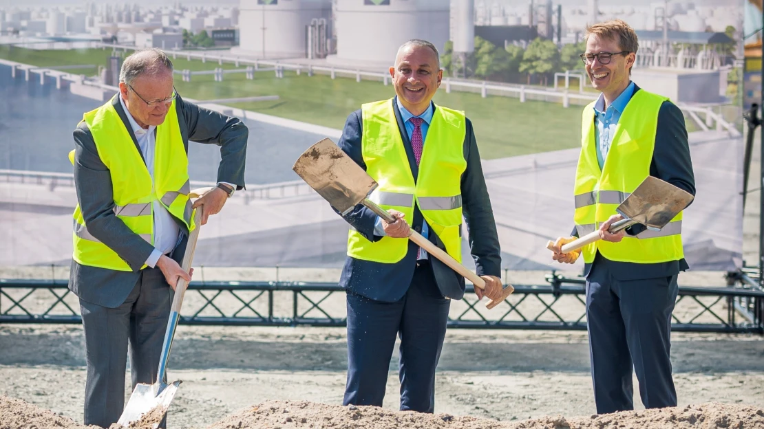 Krok k soběstačnosti. Nový LNG terminál pokryje čtvrtinu roční spotřeby Česka