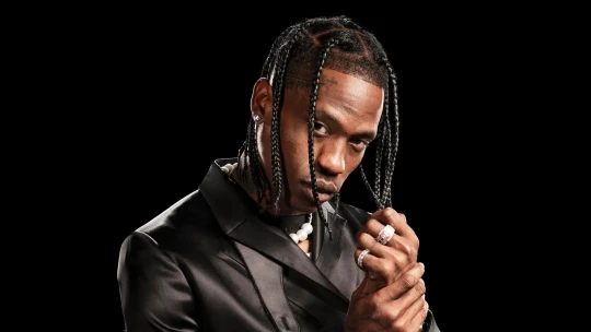 Travis Scott přiváží do Prahy milionový cirkus. Perou  se o&nbsp;něj firmy i fanoušci