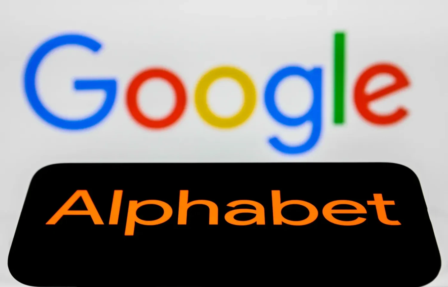 Alphabet chystá svou největší akvizici.  Za startup Wiz může nabídnout 23 miliard dolarů