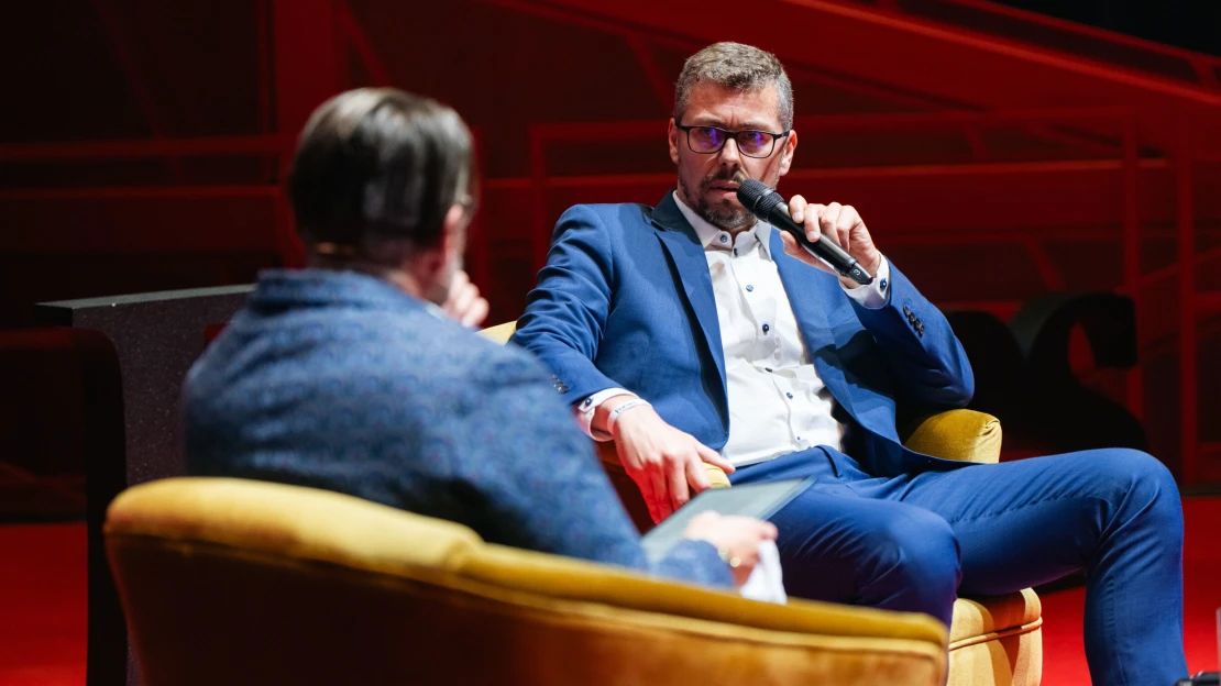 Řídit kraj jako firmu. David Piškanin věří v lepší zítřky Karlovarska, i díky dálnici