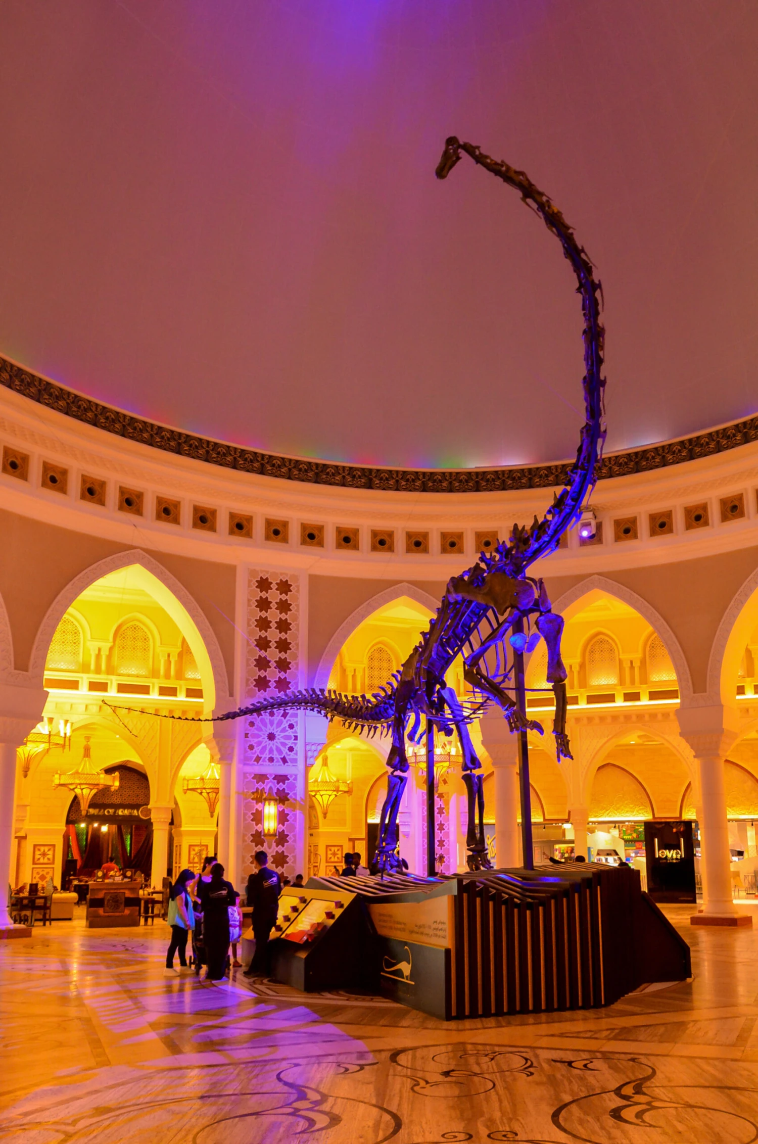 Dubai Mall Dinosaurus DUbaj