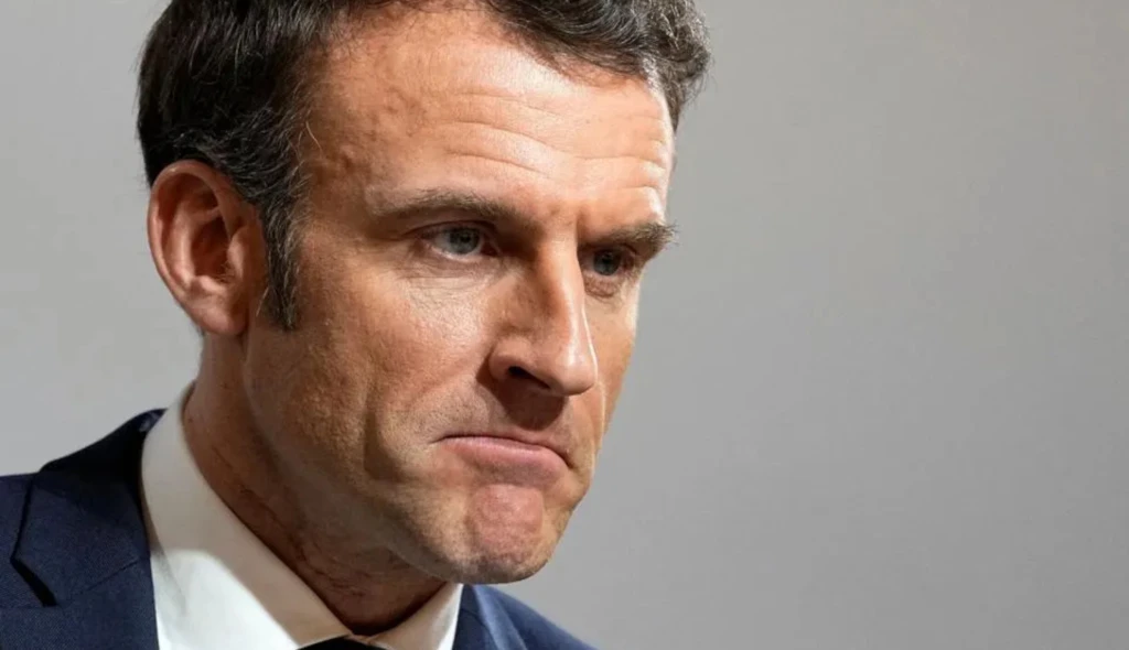 Neklid ve Francii. Volební pat může přinést firmám stabilitu, obavu vzbuzují extrémy