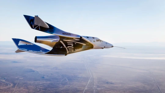 Vesmírné ambice v&nbsp;ohrožení. Volný pád akcií Virgin Galactic nebere konce