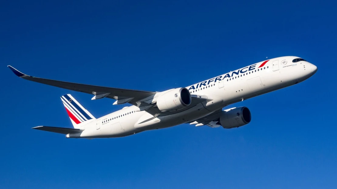 Air France pozastavuje lety do Bejrútu a Tel Avivu. Situaci znovu posoudí v pondělí