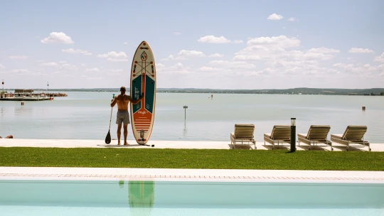 Ráj u&nbsp;tyrkysové vody. Balaton nabízí luxusní zážitky i&nbsp;bydlení na nejvyšší úrovni