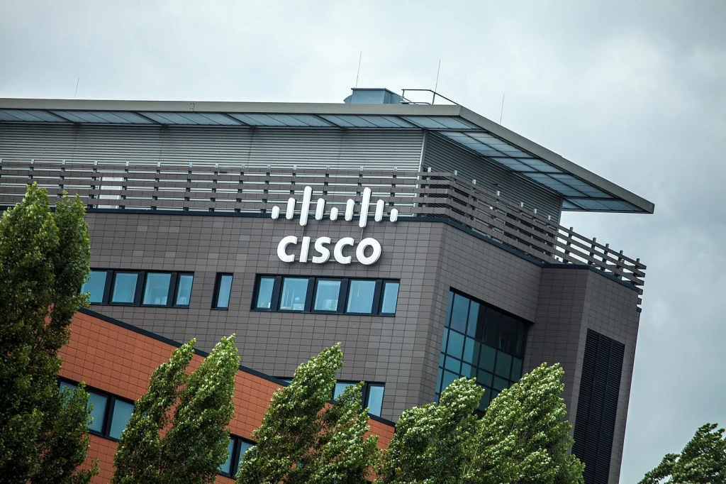 Cisco opět ruší tisíce pracovních míst. Chce posílit v&nbsp;AI a&nbsp;kyberbezpečnosti