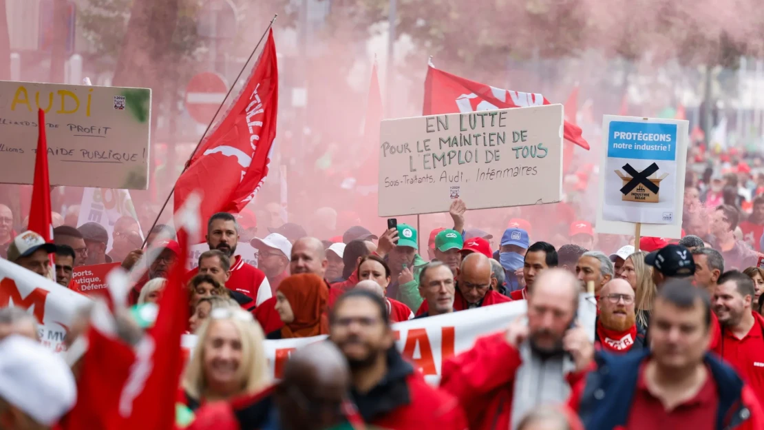 Audi plánuje ukončit výrobu v Bruselu a propouštět. Na protest přišlo přes pět tisíc lidí