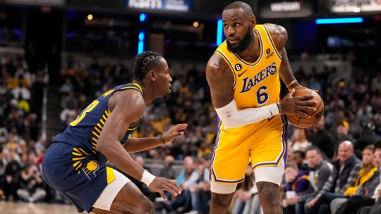 Král James zůstává neporažen už jedenáct let. Tohle jsou nejlépe placení hráči NBA