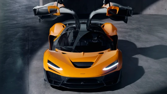 McLaren pro 399 šťastných je tady. Přijíždí první hypersport ze svaté trojice