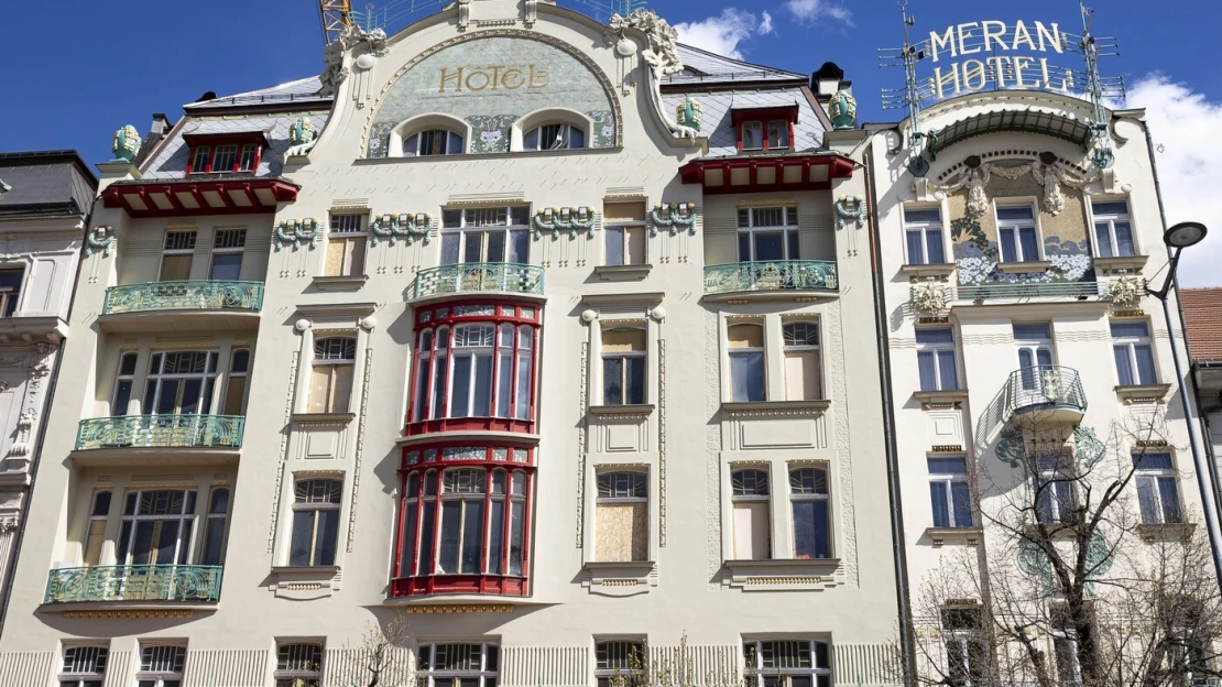 Hotel Evropa v novém kabátě. Pod názvem W Prague se veřejnosti otevře v úterý