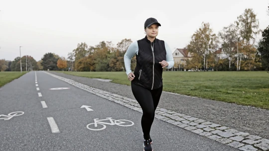 Meditace, oběd s&nbsp;týmem a&nbsp;obhlídka obchodu. Strávili jsme den s&nbsp;šéfkou Decathlonu