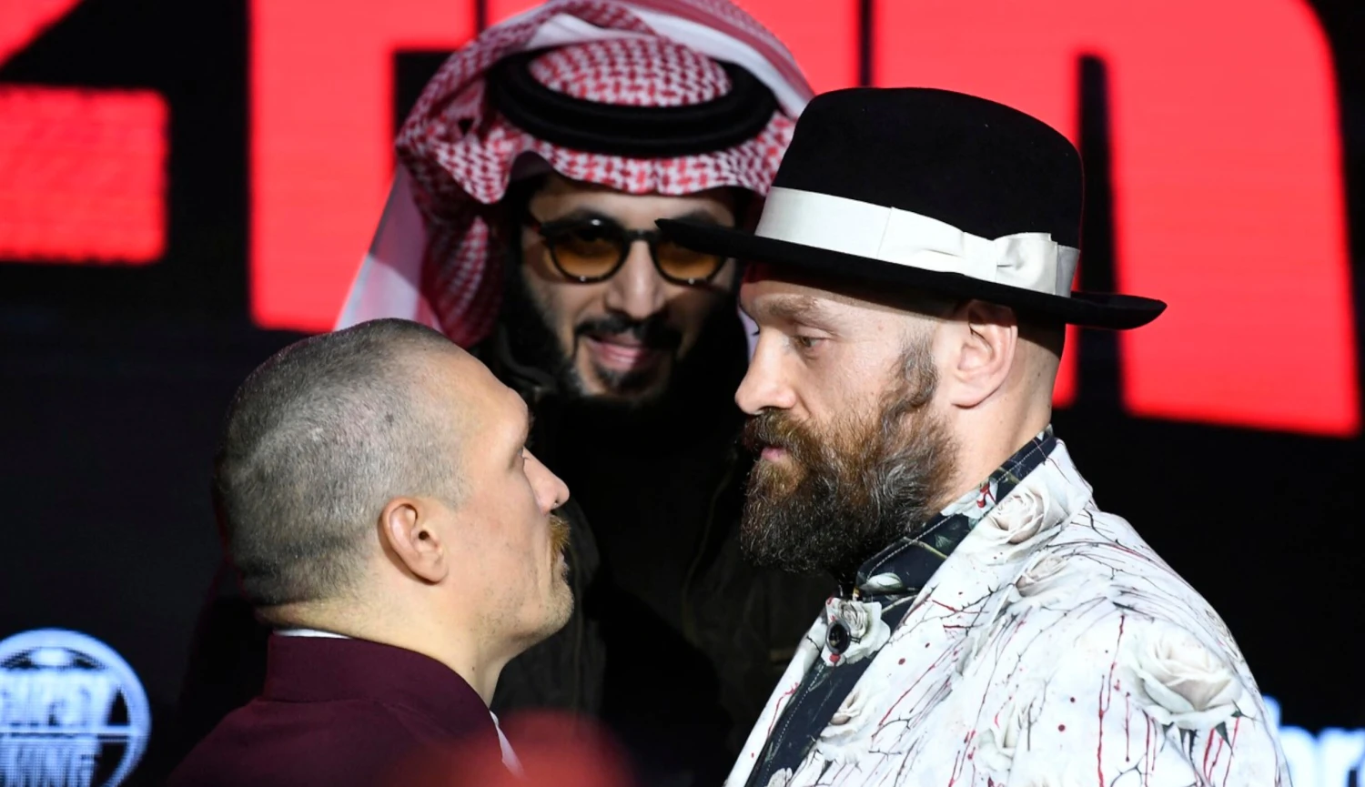 Zápas svátečních rozměrů. Fury a Usyk si jdou pro miliardové vánoční prémie